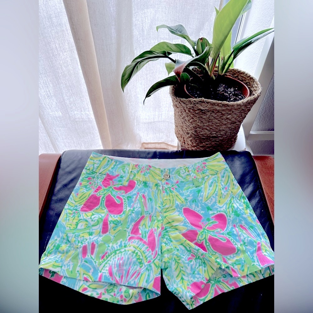 Callahan shorts size 00 EUC